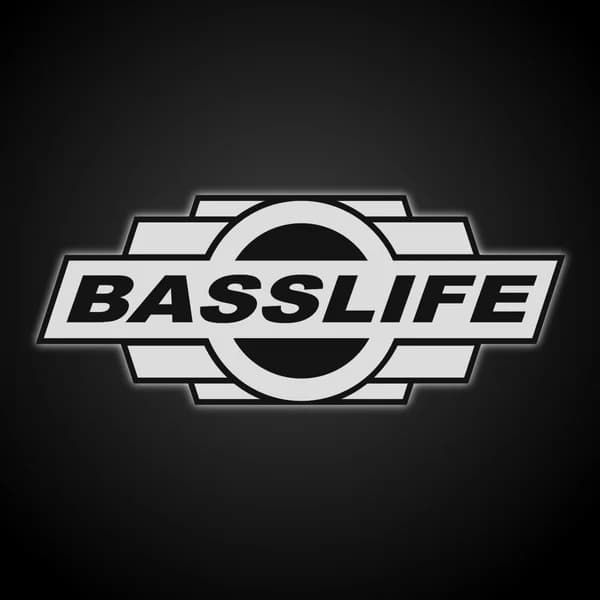 Cover art for BassLife Podcast - Разговоры о бас гитарах, музыке, звукозаписи, выступлениях и жизни